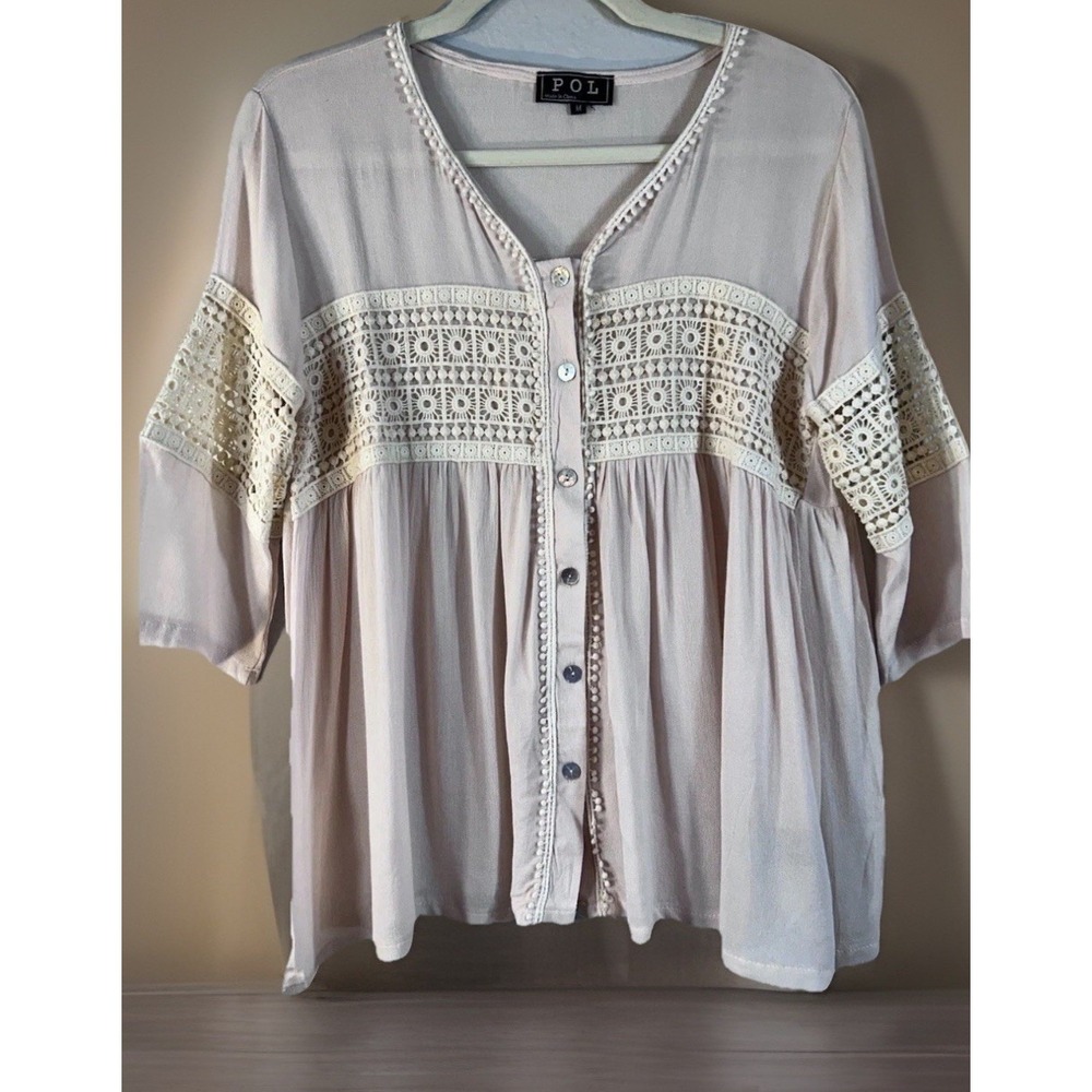 POL Women's Blush Crochet Blouse Button Up Size Medium NEW